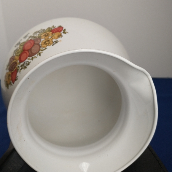 Corningware VTG Teakettle 6 Ups - Picture 2 of 7